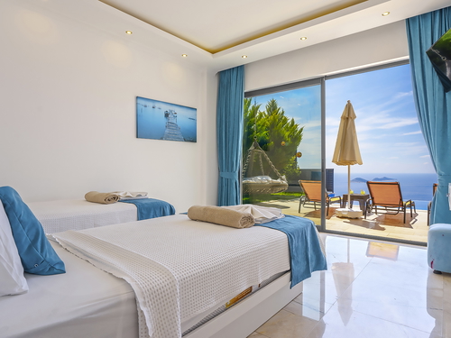  gece  -  Kasım
  | Kalkan Kördere'de Deniz Manzaralı 8 Kişilik Aile Villası: Çocuk Havuzlu ve Jakuzili